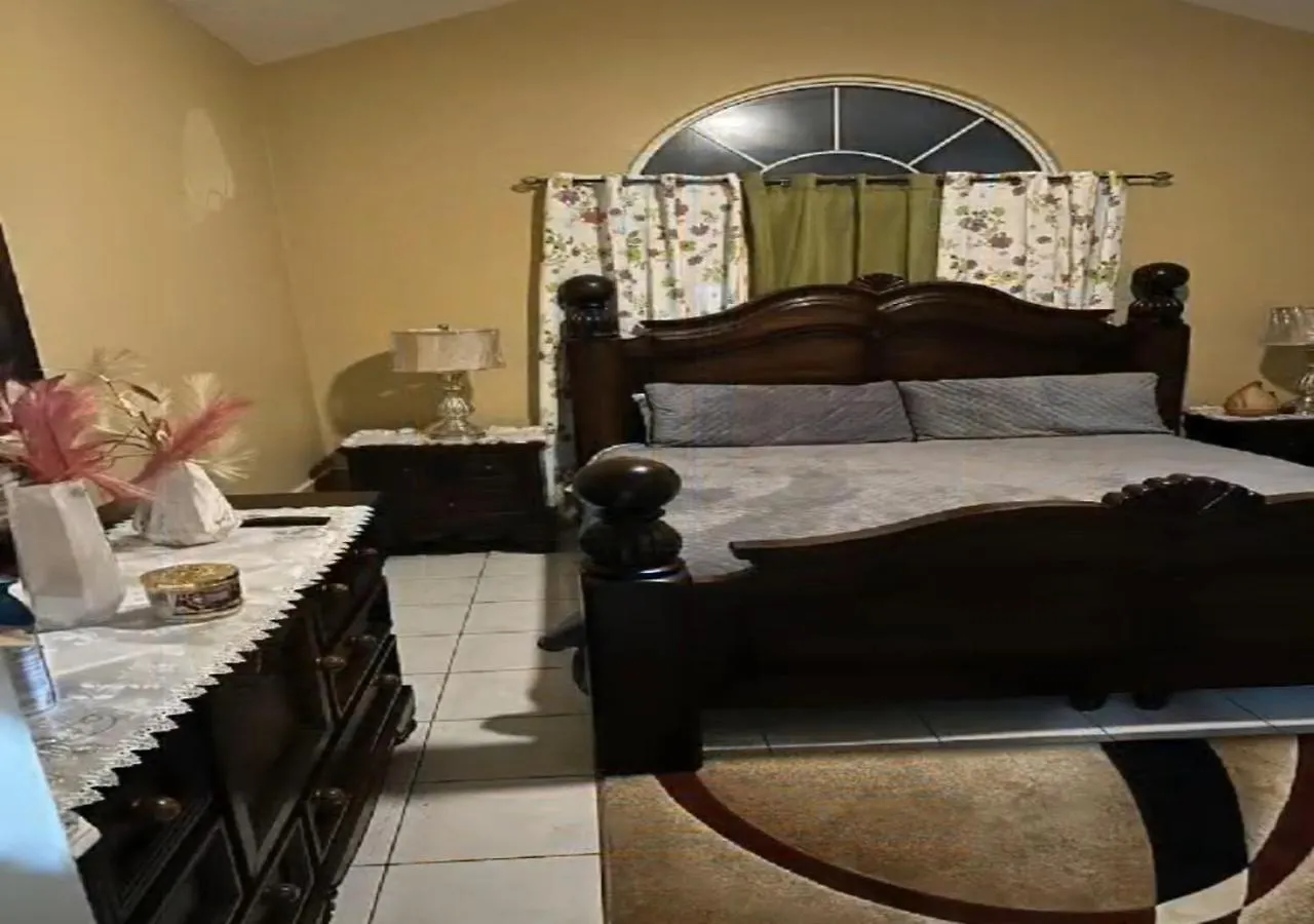 Luxe Escape Residential Housing Lejlighed Portmore Jamaica
